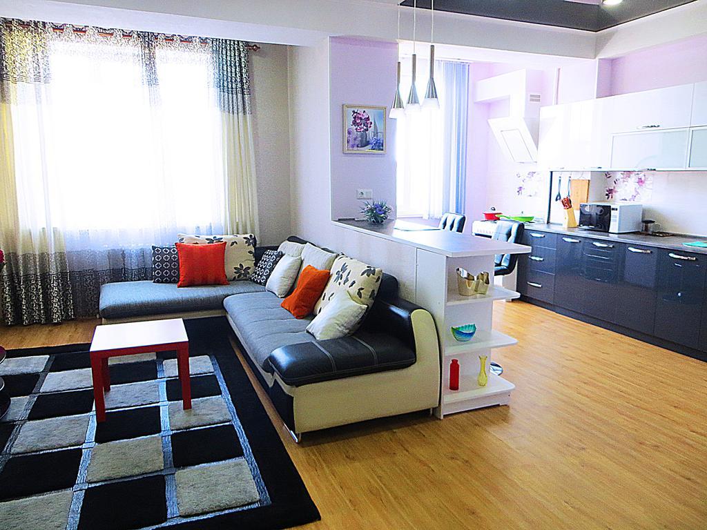 Bishkek Flatlux Apartments Luaran gambar